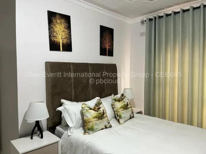 4 Bedroom House to Rent in Greendale North