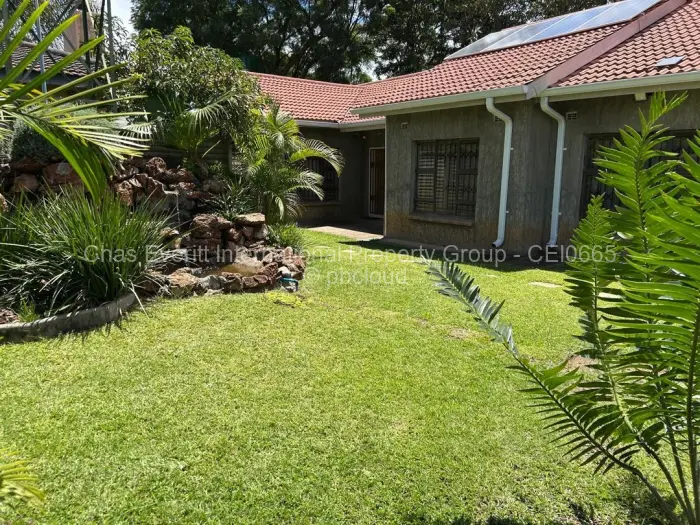 4 Bedroom House to Rent in Greendale North