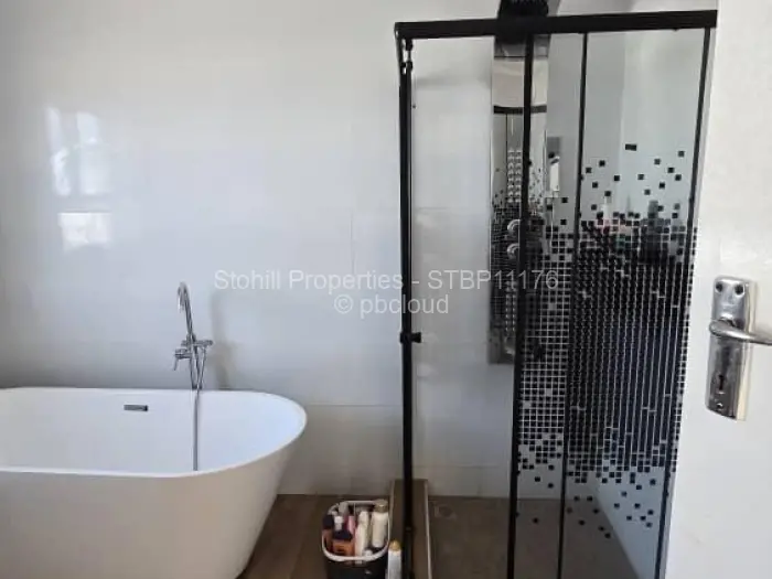 5 Bedroom House for Sale in Mount Pleasant Heights, Harare