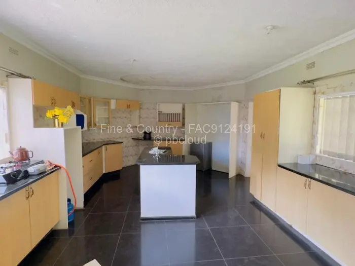 3 Bedroom House to Rent in Chisipite, Harare