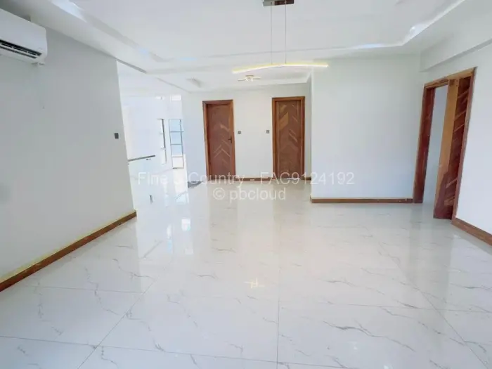 8 Bedroom House to Rent in Greystone Park, Harare