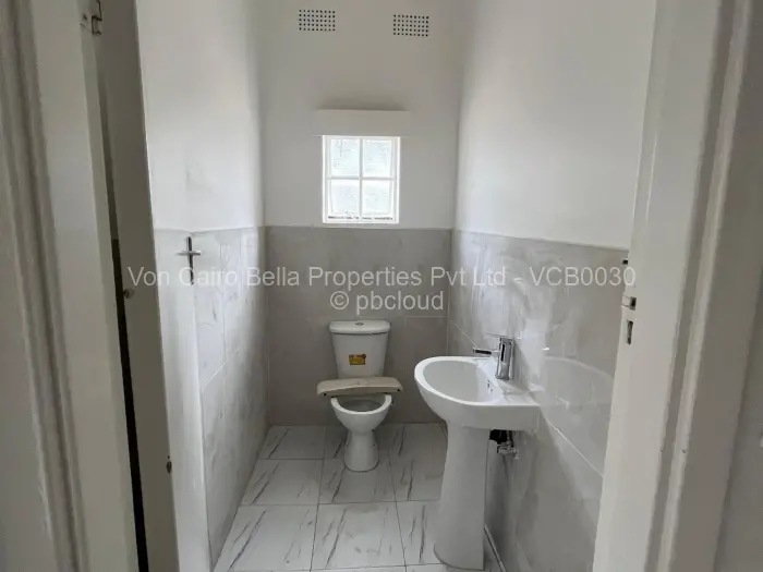 Office to Rent in Eastlea, Harare