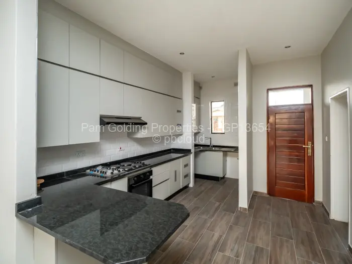 3 Bedroom House to Rent in Arlington