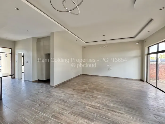 3 Bedroom House to Rent in Arlington