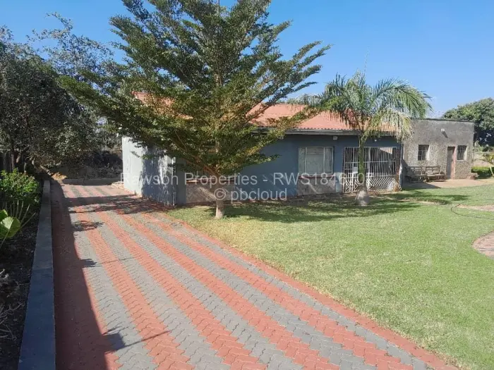 4 Bedroom House for Sale in Norton, Norton