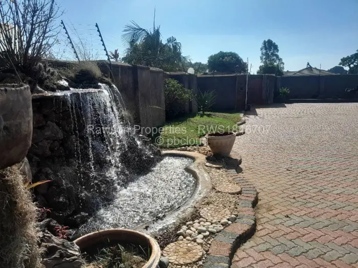 4 Bedroom House for Sale in Norton, Norton