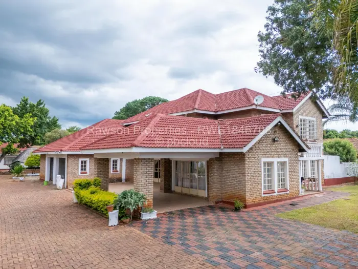 4 Bedroom House for Sale in Norton, Norton