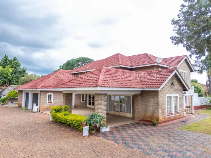 4 Bedroom House for Sale in Norton, Norton