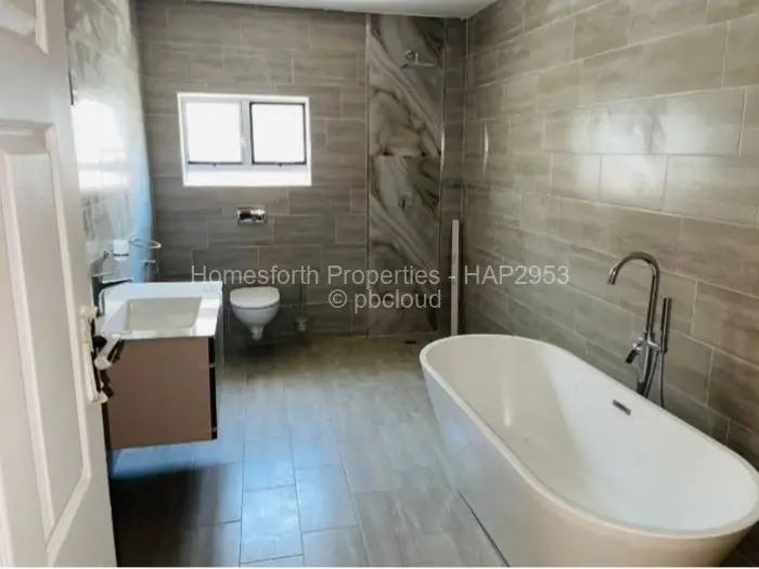 Flat/Apartment for Sale in Marlborough, Harare