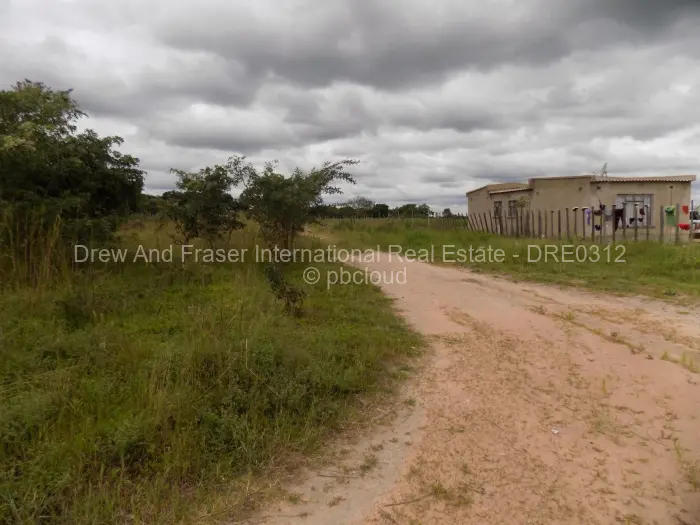 Commercial Stand for Sale in Ruwa, Ruwa