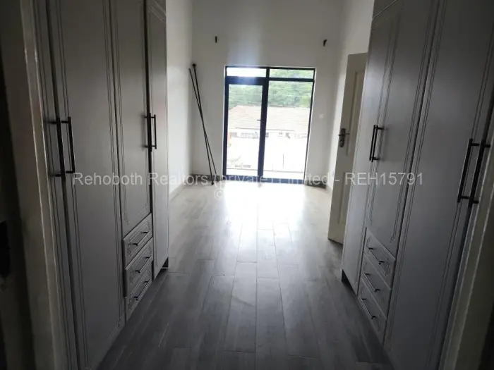 Flat/Apartment to Rent in Belvedere, Harare