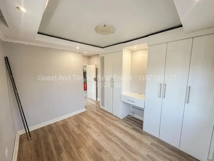 Townhouse/Cluster for Sale in Arlington, Harare