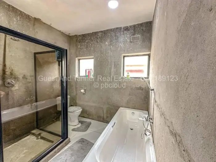 Townhouse/Cluster for Sale in Mabvazuva Estates, Ruwa