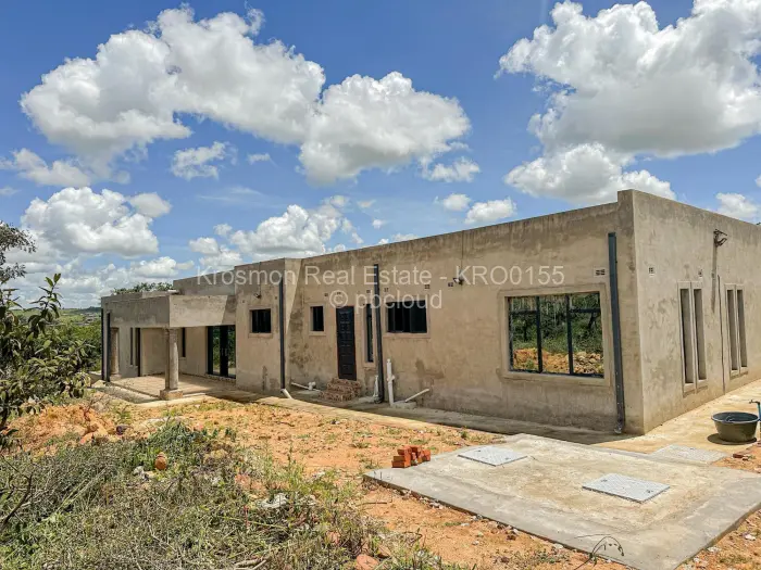 4 Bedroom House for Sale in Crowhill Views, Harare