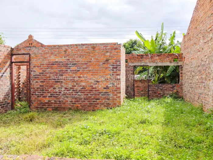 Townhouse/Cluster for Sale in Bluff Hill, Harare