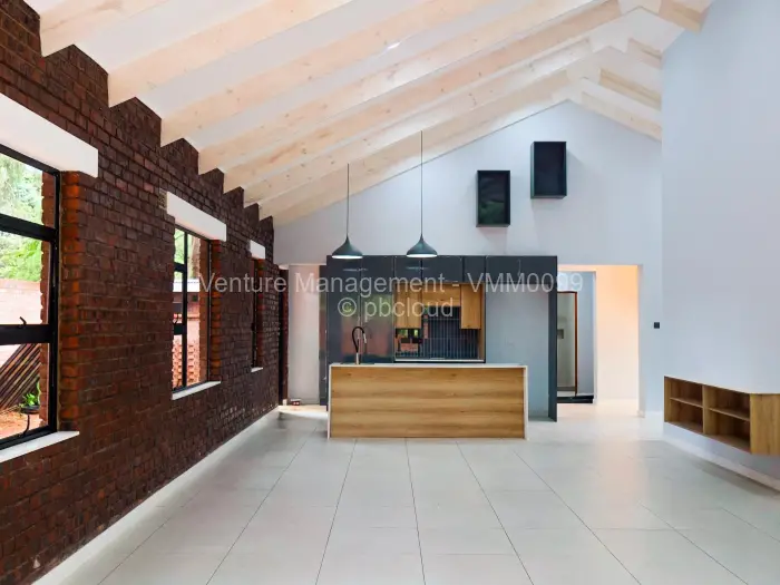 Townhouse/Cluster for Sale in Greendale, Harare