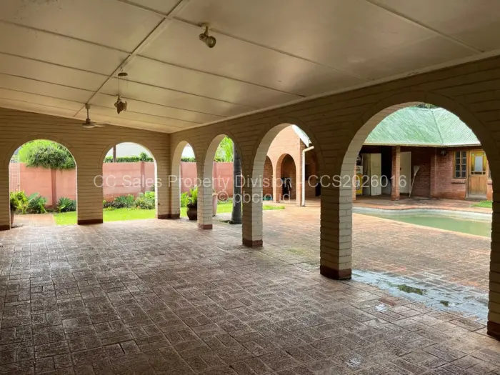 4 Bedroom House for Sale in Suburbs, Bulawayo