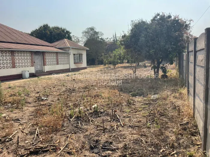 5 Bedroom House for Sale in Waterfalls, Harare