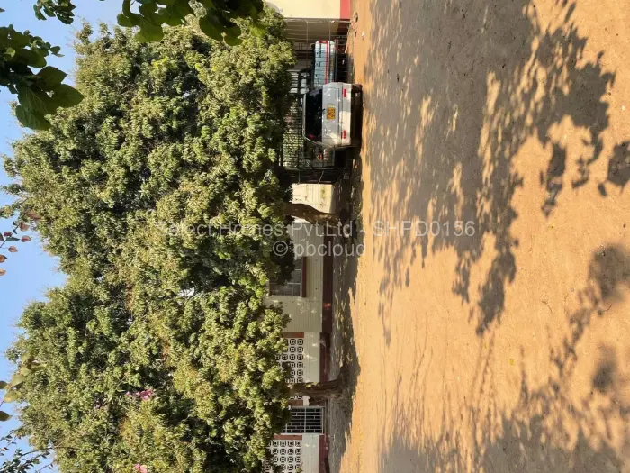 5 Bedroom House for Sale in Waterfalls, Harare