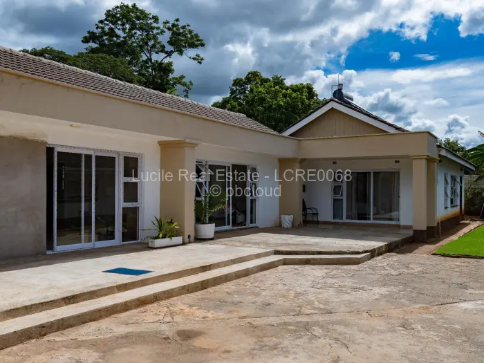 4 Bedroom House for Sale in Alexandra Park, Harare
