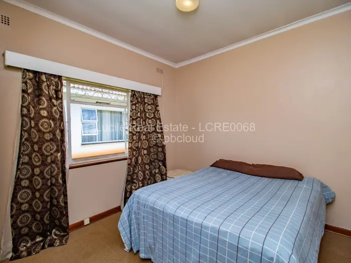 4 Bedroom House for Sale in Alexandra Park, Harare