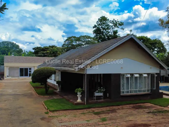 4 Bedroom House for Sale in Alexandra Park, Harare
