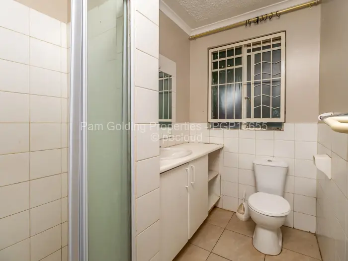 2 Bedroom Cottage/Garden Flat to Rent in Borrowdale