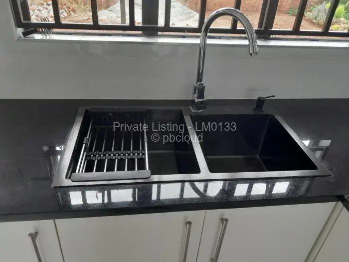 Flat/Apartment to Rent in Tynwald, Harare