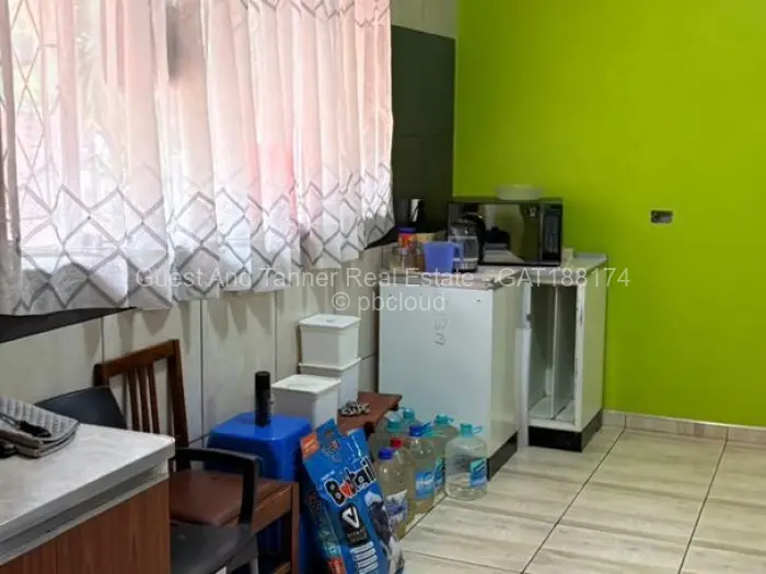 4 Bedroom House for Sale in Suburbs, Bulawayo