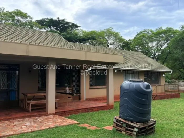 4 Bedroom House for Sale in Suburbs, Bulawayo