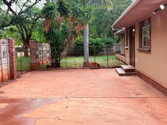 4 Bedroom House for Sale in Suburbs, Bulawayo