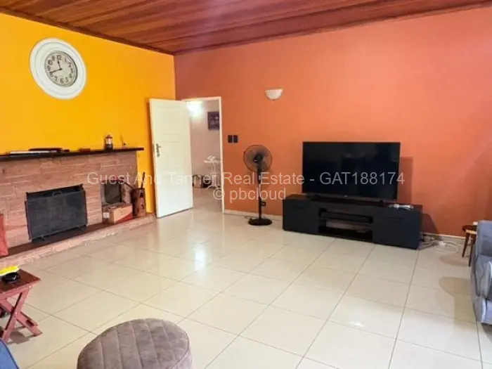 4 Bedroom House for Sale in Suburbs, Bulawayo