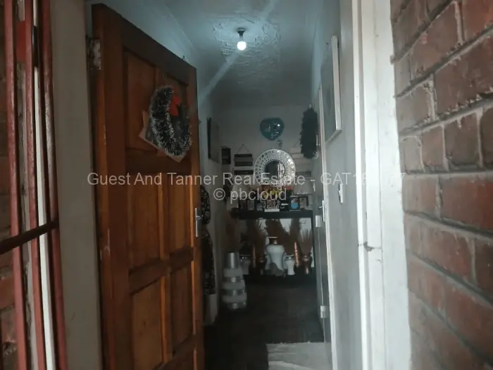 3 Bedroom House for Sale in Mainway Meadows, Harare