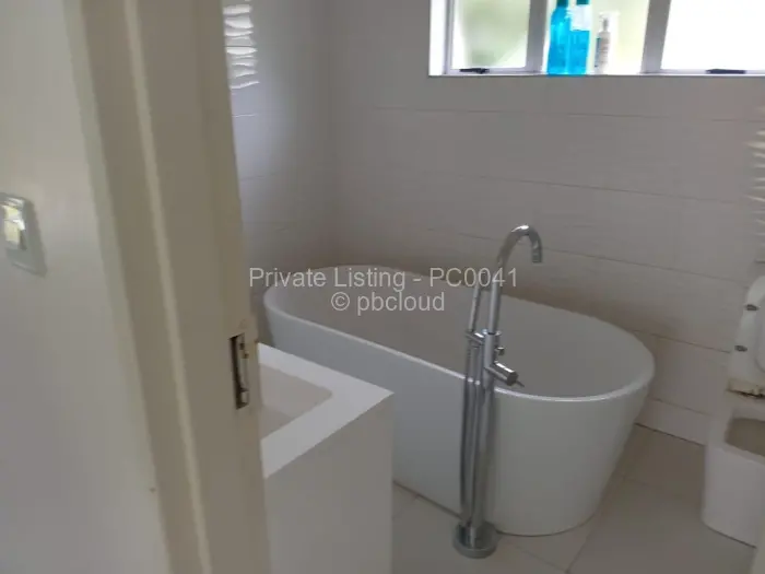 4 Bedroom House for Sale in Quinnington, Harare