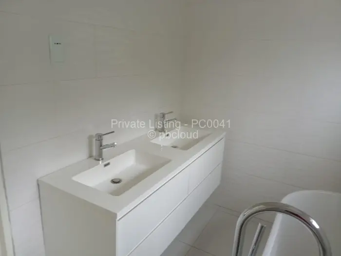 4 Bedroom House for Sale in Quinnington, Harare