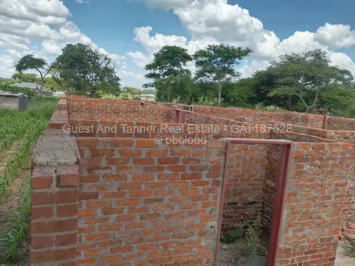 5 Bedroom House for Sale in Norton, Norton