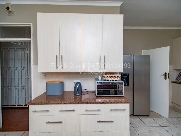 4 Bedroom House for Sale in Alexandra Park, Harare