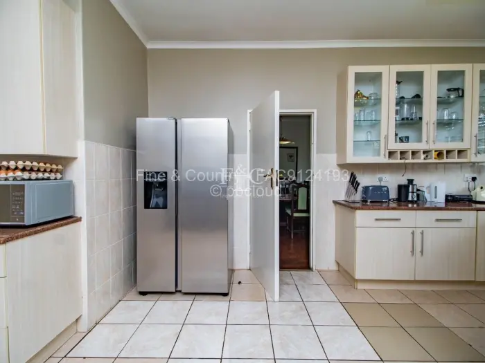 4 Bedroom House for Sale in Alexandra Park, Harare