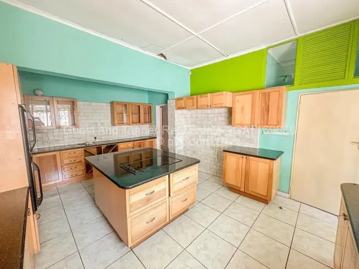 5 Bedroom House for Sale in Mount Pleasant, Harare