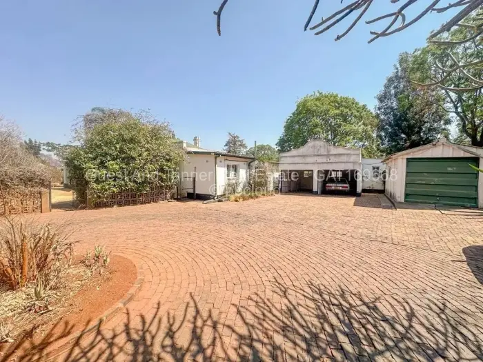 5 Bedroom House for Sale in Mount Pleasant, Harare