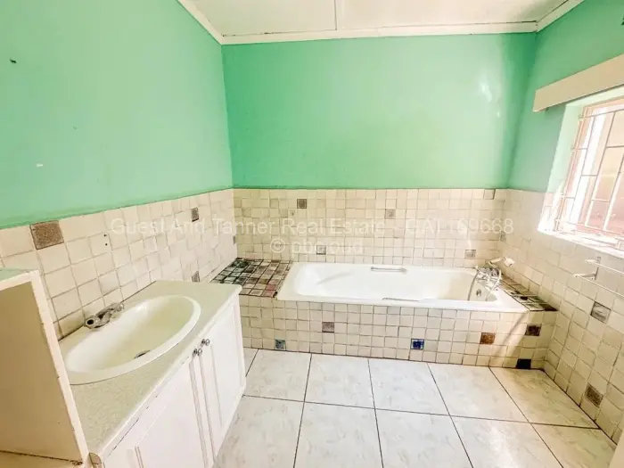 5 Bedroom House for Sale in Mount Pleasant, Harare