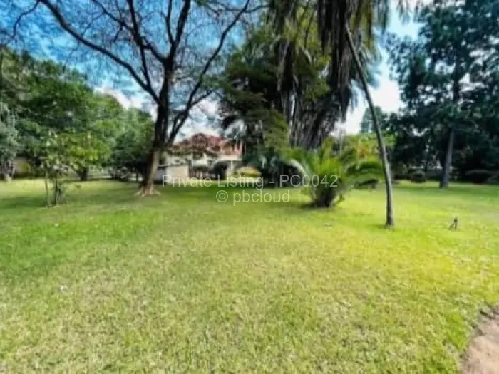 Commercial Stand for Sale in Mainway Meadows, Harare