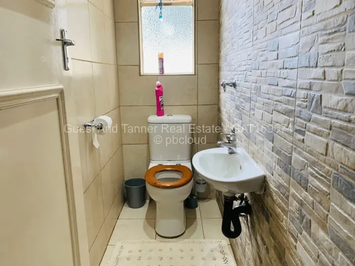 6 Bedroom House for Sale in Marlborough, Harare