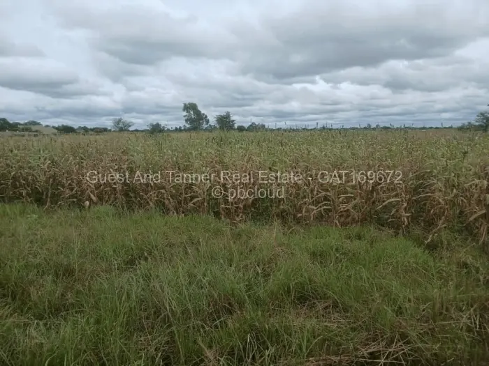 Residential Stand for Sale in Norton, Norton