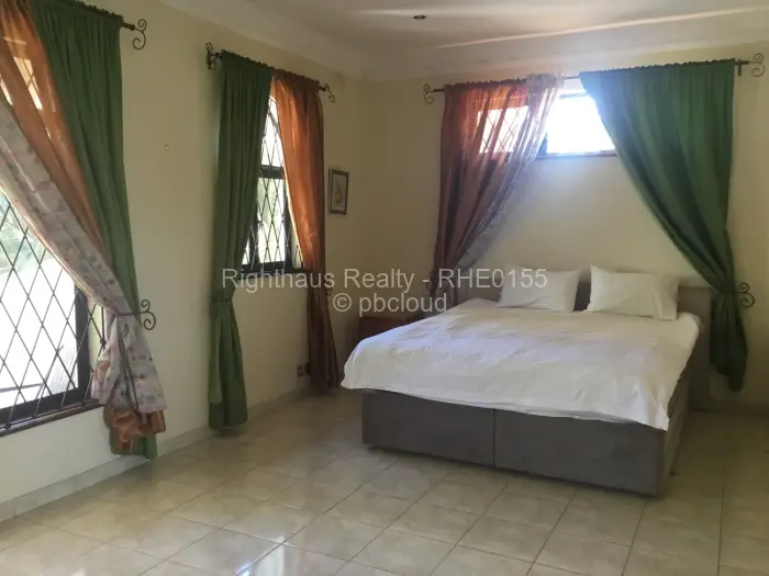 5 Bedroom House for Sale in Borrowdale, Harare