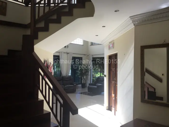 5 Bedroom House for Sale in Borrowdale, Harare