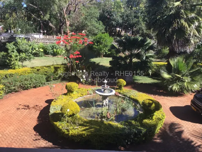 5 Bedroom House for Sale in Borrowdale, Harare