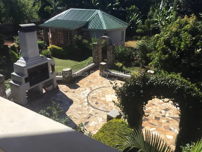 5 Bedroom House for Sale in Borrowdale, Harare