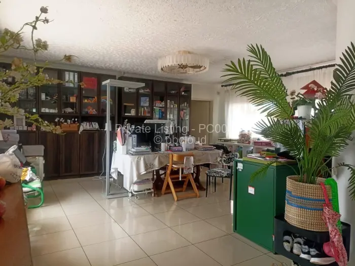 5 Bedroom House to Rent in Mount Pleasant, Harare