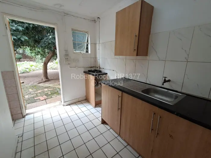 3 Bedroom House to Rent in Chisipite, Harare